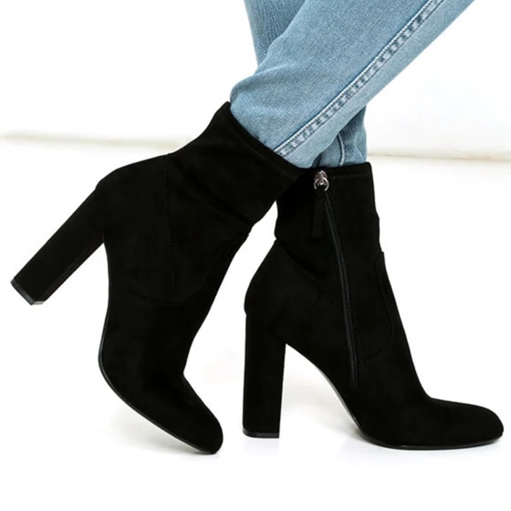 Steve Madden Black Heeled Boots with Block Heel
